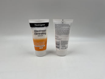 Neutrogena Blackhead Eliminating Facial Scrub 150ml - Tawreed Pro